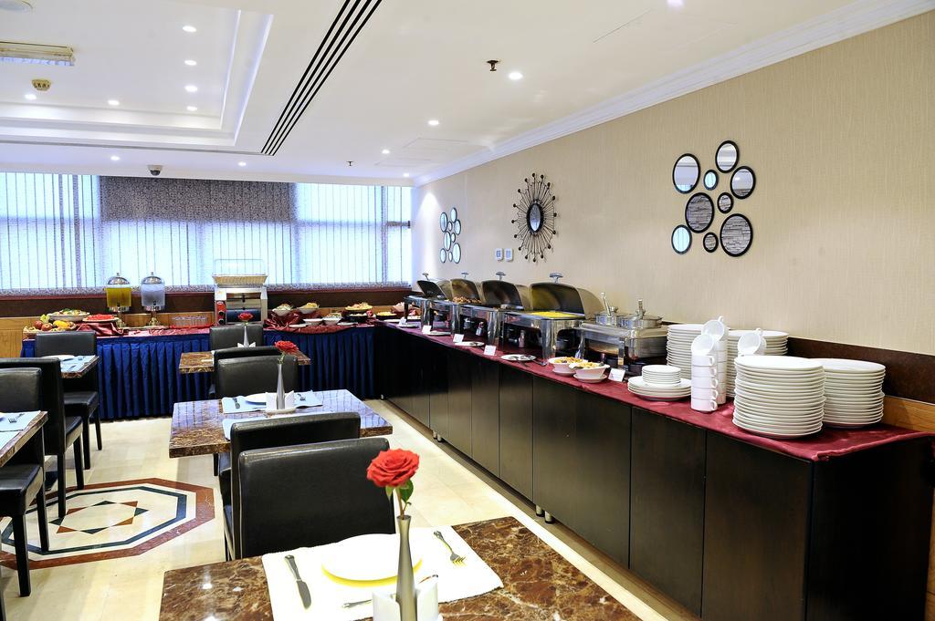 Signature Inn Al Riqqa Dubai Buitenkant foto