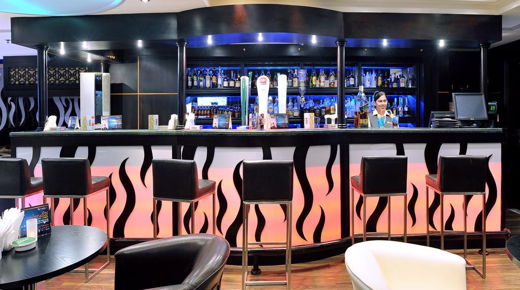 Signature Inn Al Riqqa Dubai Buitenkant foto