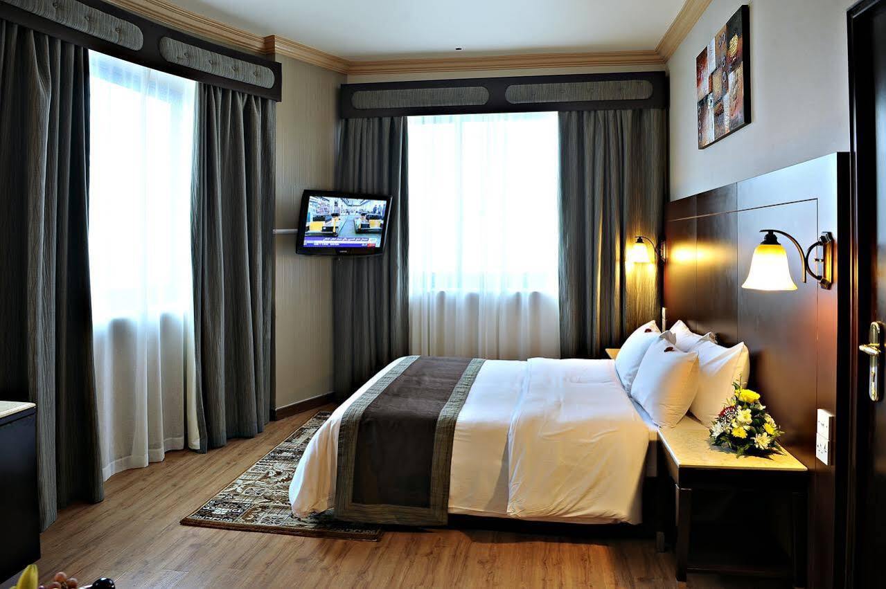 Signature Inn Al Riqqa Dubai Buitenkant foto